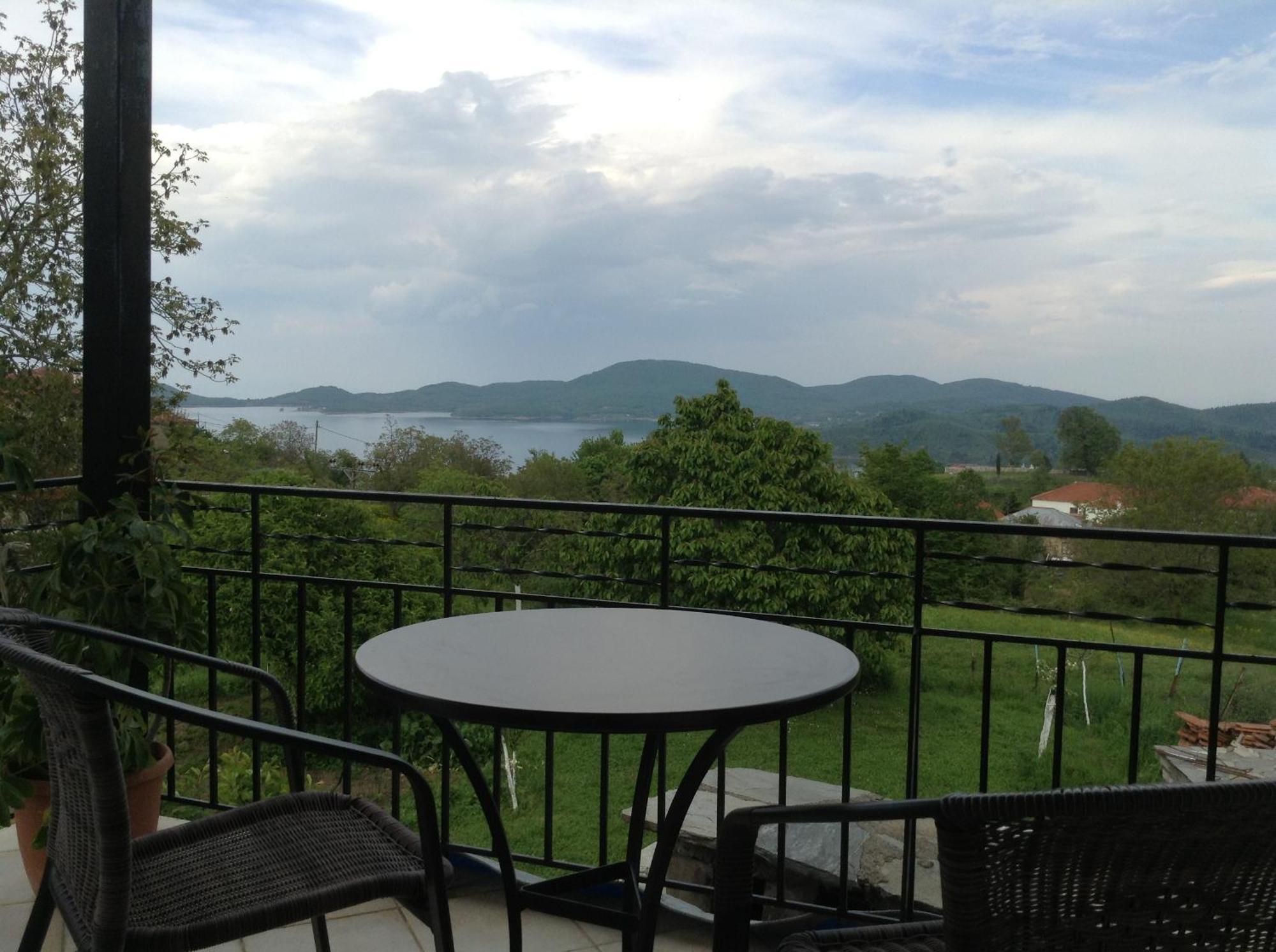Guesthouse Lamprini Неохори Екстериор снимка