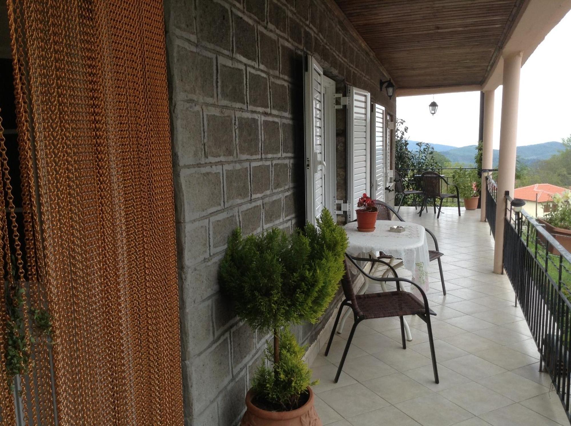 Guesthouse Lamprini Неохори Екстериор снимка