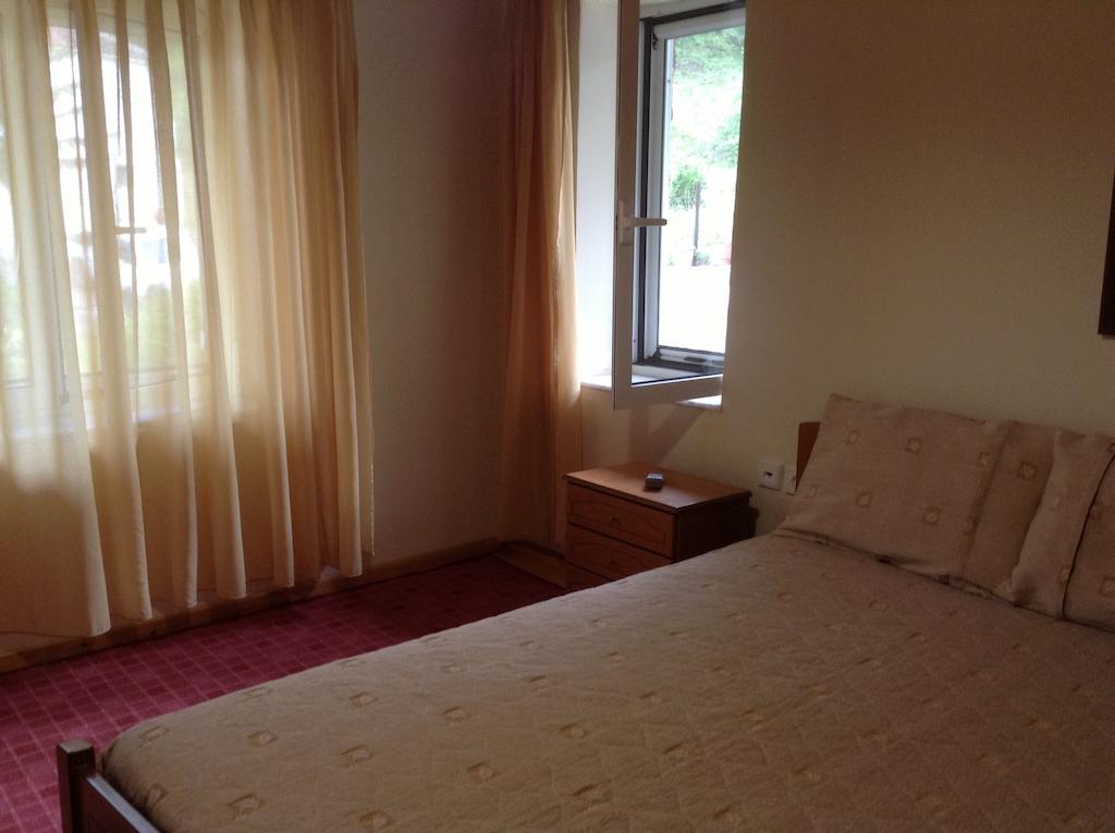 Guesthouse Lamprini Неохори Стая снимка