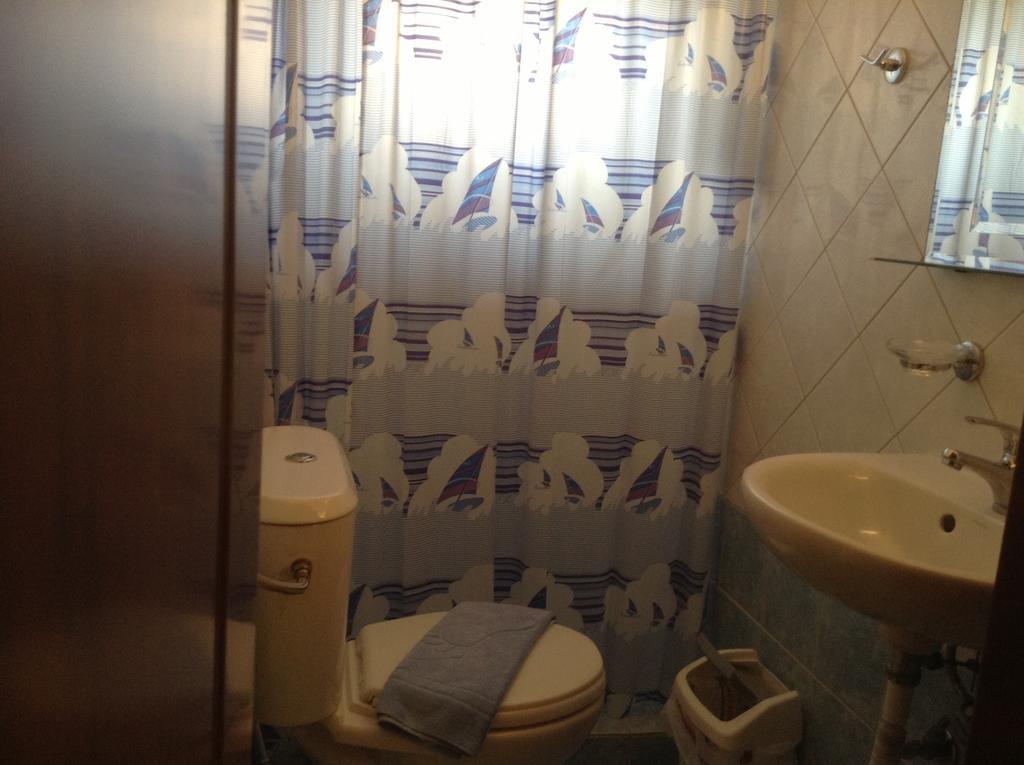 Guesthouse Lamprini Неохори Екстериор снимка