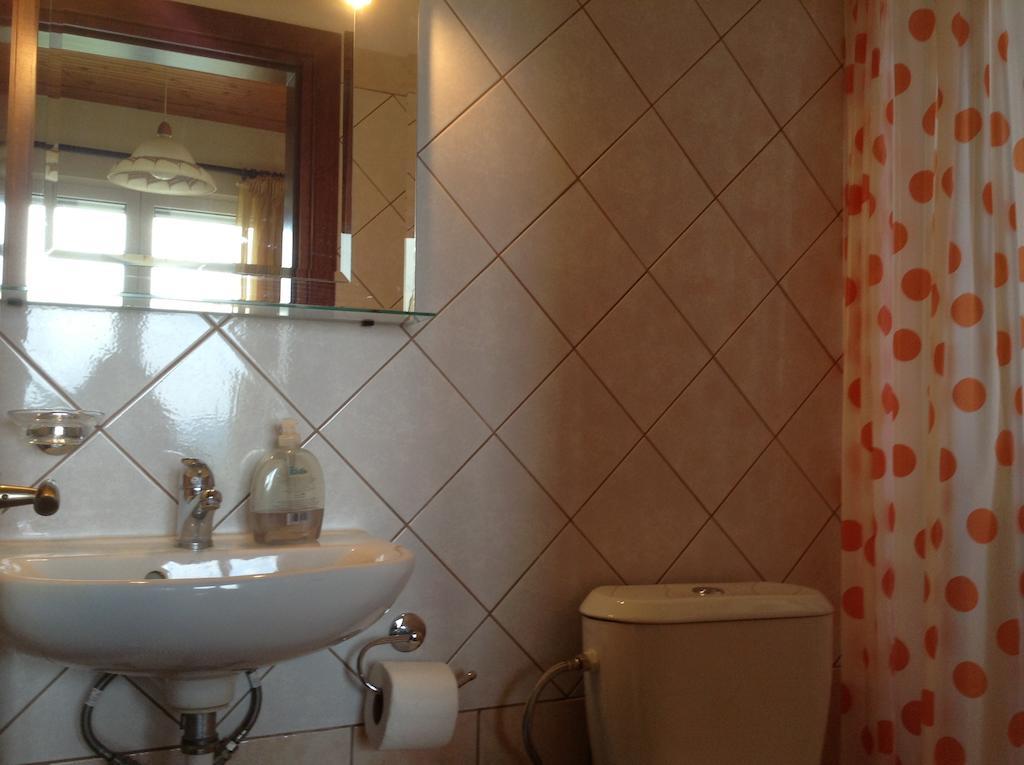 Guesthouse Lamprini Неохори Екстериор снимка